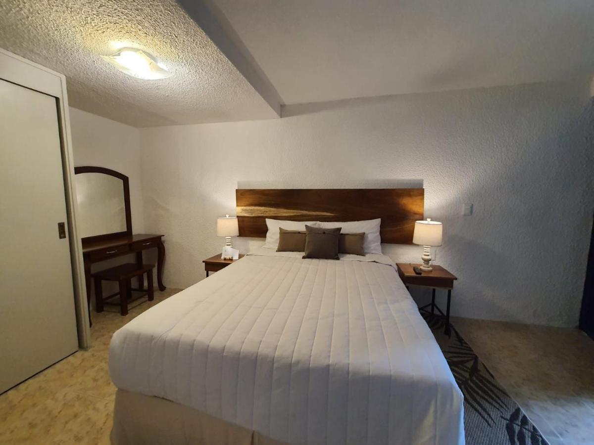 Hotel Posada Santa Fe Guadalajara Eksteriør bilde